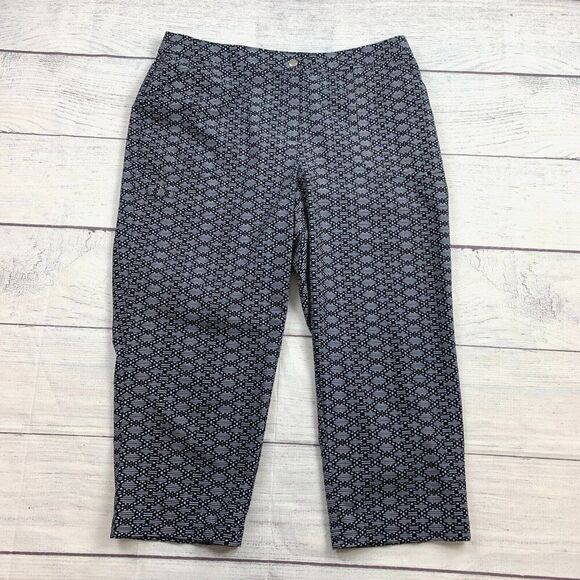 Weekend's by Chico's Capri Pants sz 2 (12) Patterned Inseam 22" Lightweight - Picture 1 of 8